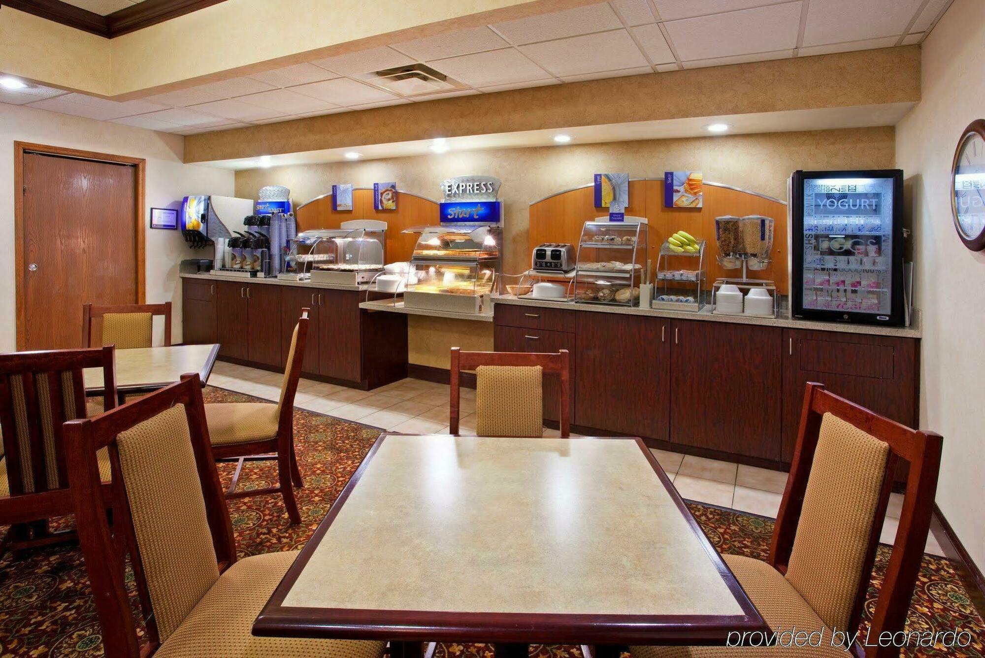 Holiday Inn Express Wilmington, An Ihg Hotel Extérieur photo